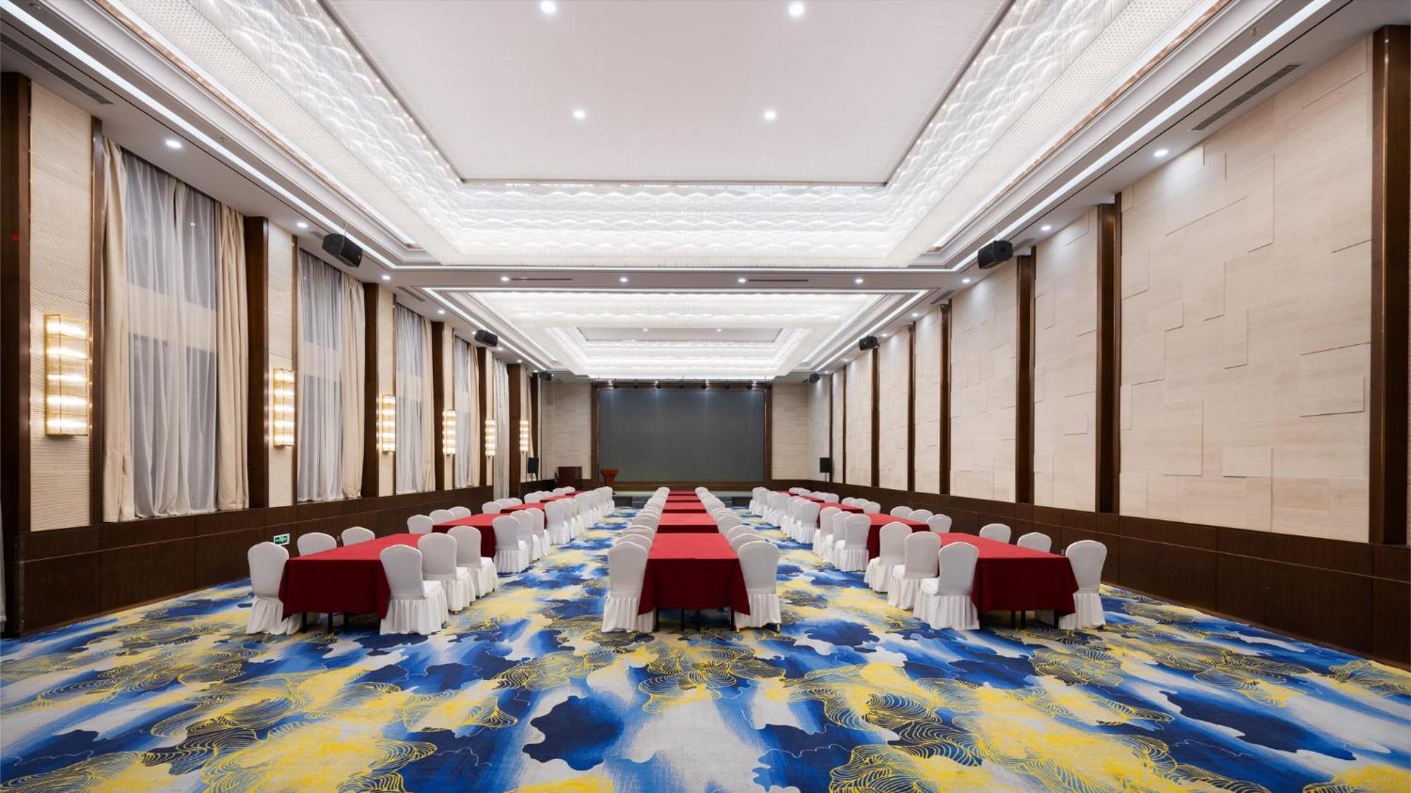 Holiday Inn Express Zhengzhou Airport By Ihg Xinzheng  Exterior photo