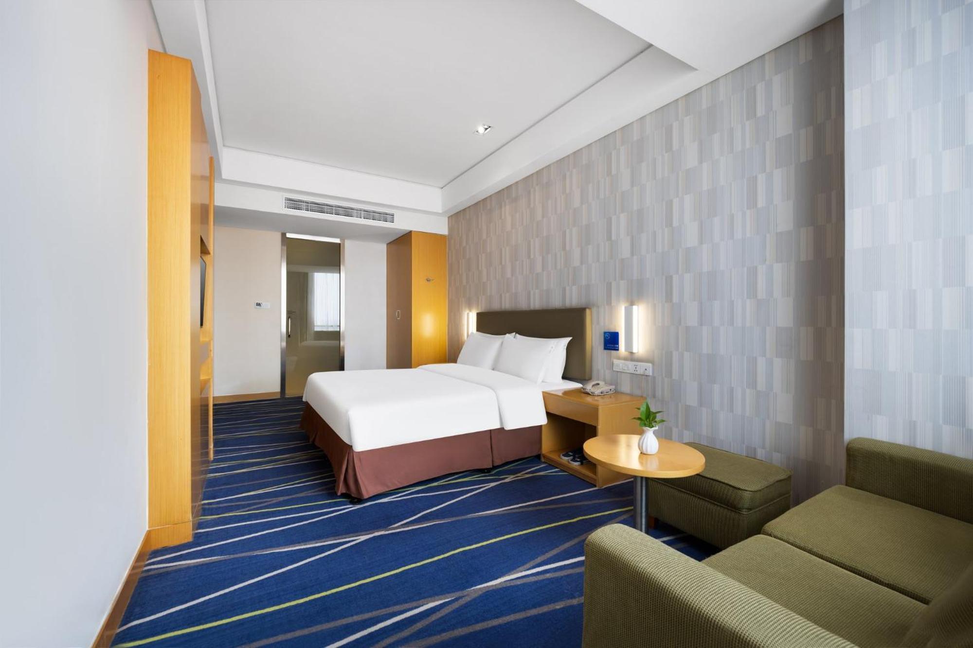 Holiday Inn Express Zhengzhou Airport By Ihg Xinzheng  Exterior photo