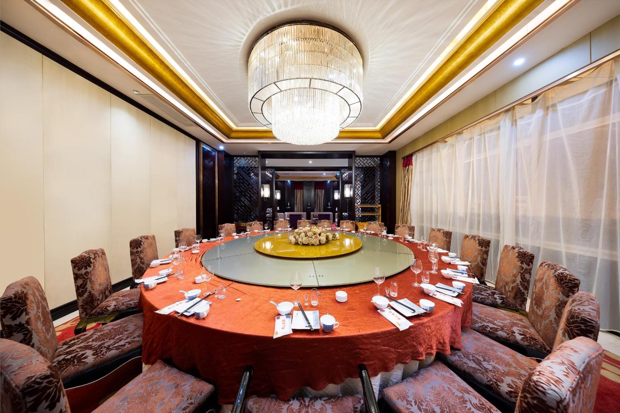Holiday Inn Express Zhengzhou Airport By Ihg Xinzheng  Exterior photo