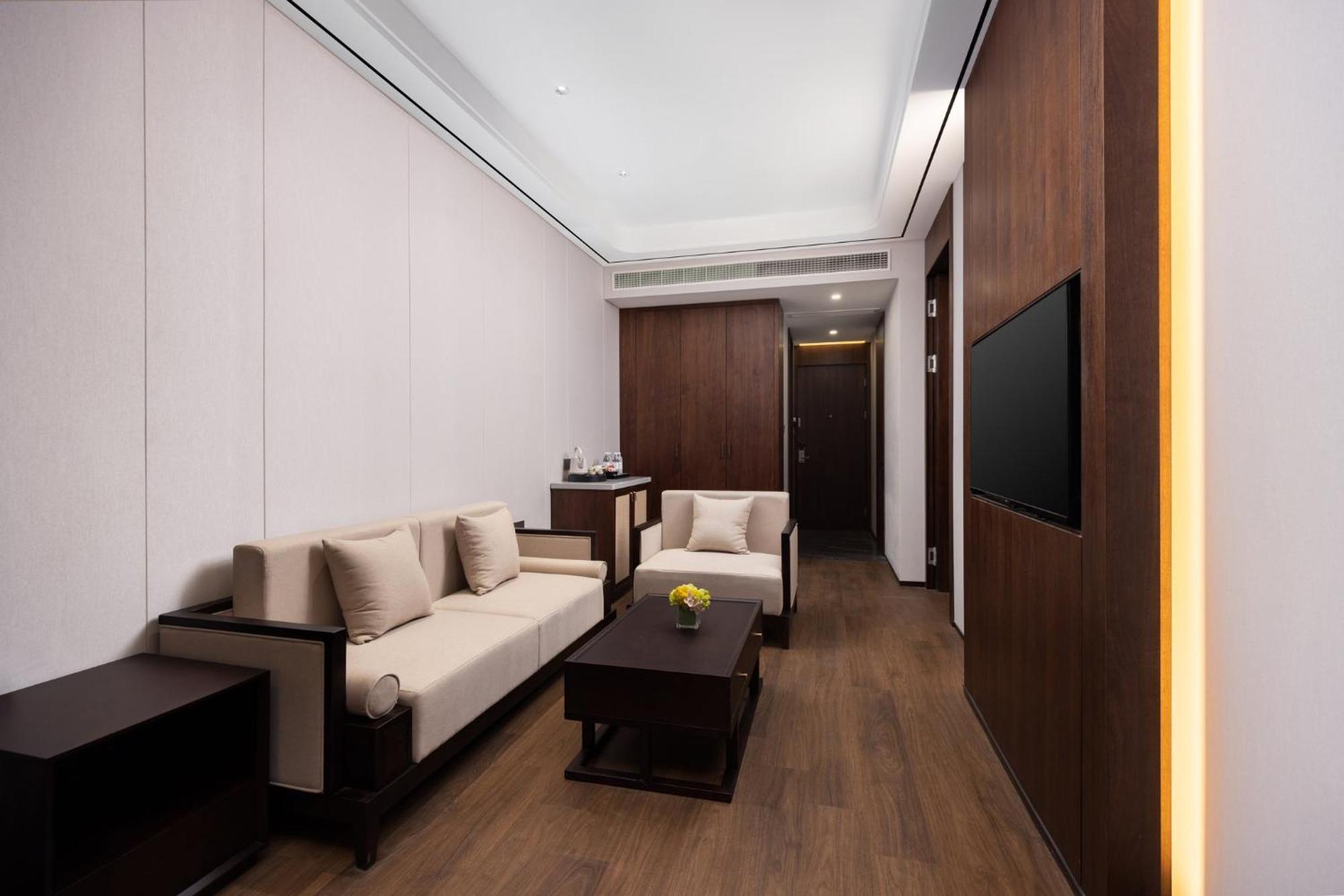Holiday Inn Express Zhengzhou Airport By Ihg Xinzheng  Exterior photo