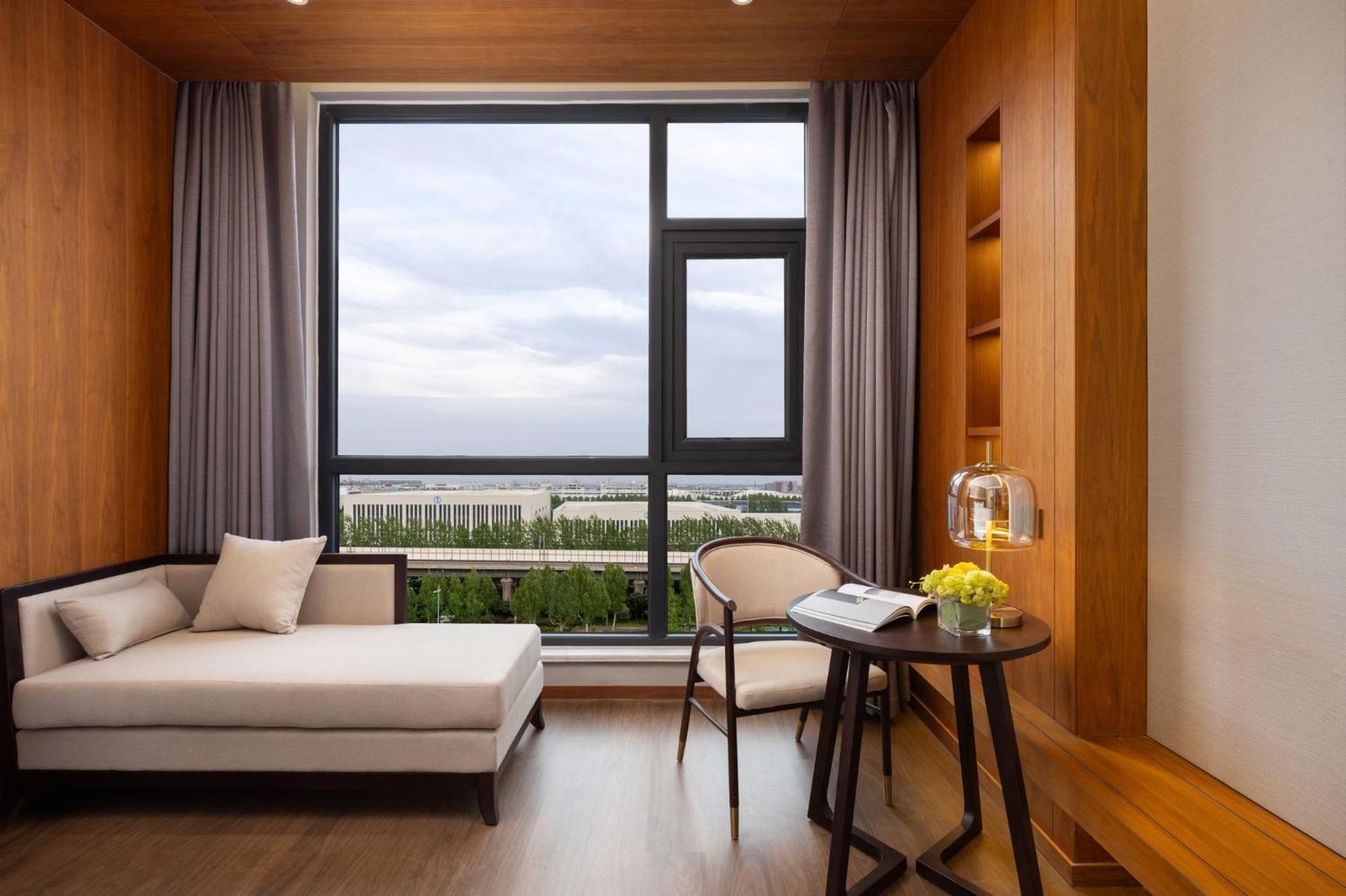Holiday Inn Express Zhengzhou Airport By Ihg Xinzheng  Exterior photo