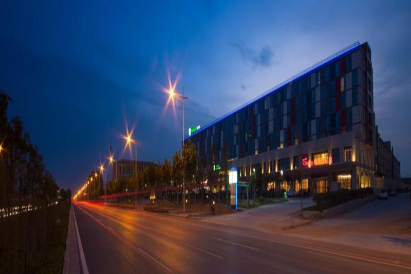 Holiday Inn Express Zhengzhou Airport By Ihg Xinzheng  Exterior photo